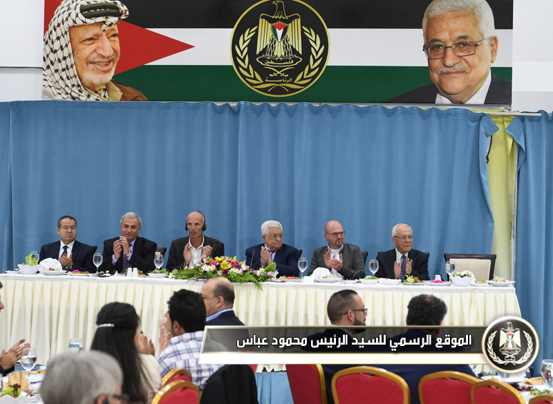 السيد الرئيس يستقبل وفدا بريطانيا سار 
على الأقدام من بلاده إلى القدس المحتلة تنديدا بوعد 
بلفور