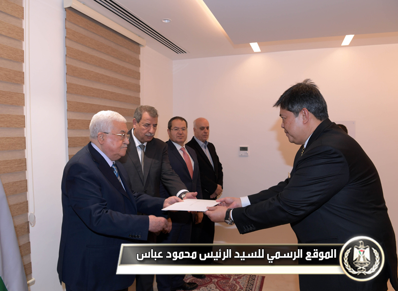 الرئيس يتقبل أوراق اعتماد 
سفيرتايلاند غير المقيم لدى 
فلسطين