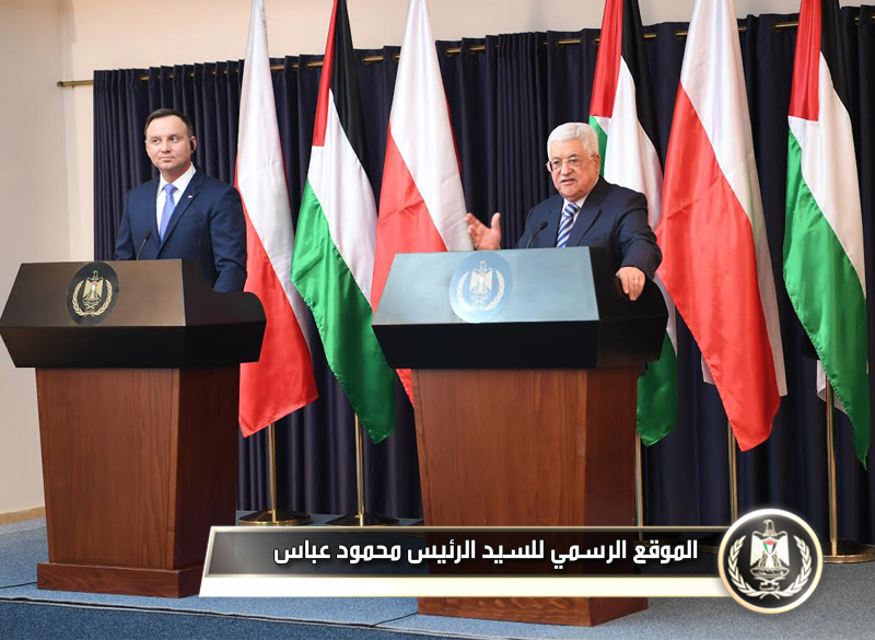 السيد الرئيس ونظيره البولندي خلال 
المؤتمر الصحفي في بيت 
لحم.