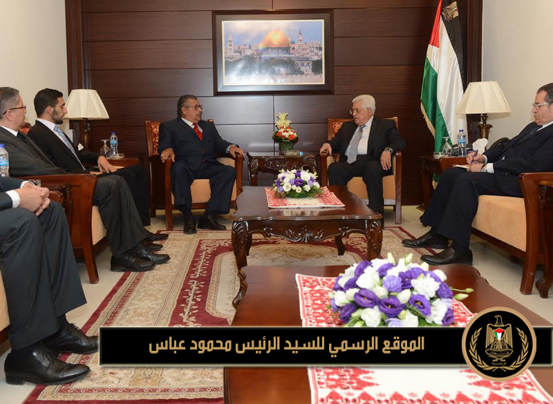 استقبل رئيس دولة فلسطين 
محمود عباس، مساء اليوم الأربعاء، بمقر الرئاسة في مدينة رام الله، سفير الأكوادور 
لدى فلسطين أفيز سانتوس لازارتو