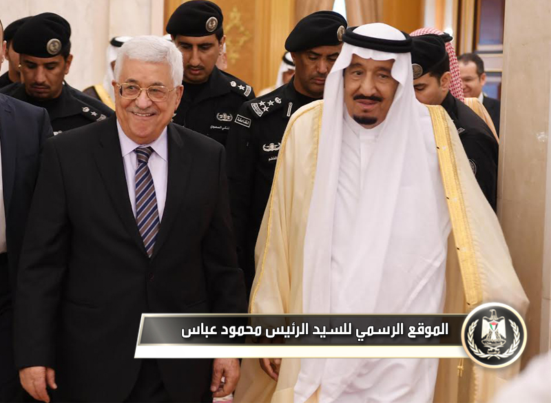 اجتمع رئيس دولة فلسطين 
محمود عباس، ظهر اليوم الأحد، مع خادم الحرمين الشريفين الملك سلمان بن عبد العزيز 
في قصر السلام بمدينة جدة، بحضور ولي العهد الأمير محمد بن نايف، وعدد من الأمراء، 
والوزراء.