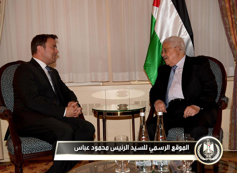  السيد الرئيس أثناء لقاء رئيس وزراء 
لكسمبورغ، كزافيه بيتيل.