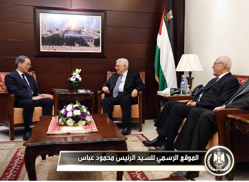 السيد الرئيس يستقبل المبعوث 
الياباني لعملية السلام في الشرق الأوسط مساهارو 
كونو.