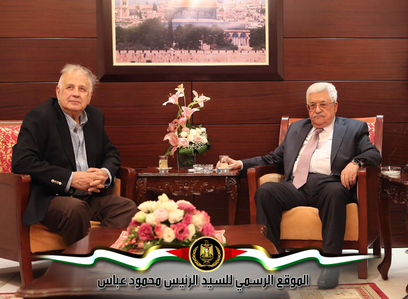 استقبل رئيس دولة فلسطين 
محمود عباس، اليوم الثلاثاء، بمقر الرئاسة في مدينة رام الله، رئيس لجنة الانتخابات 
المركزية حنا ناصر