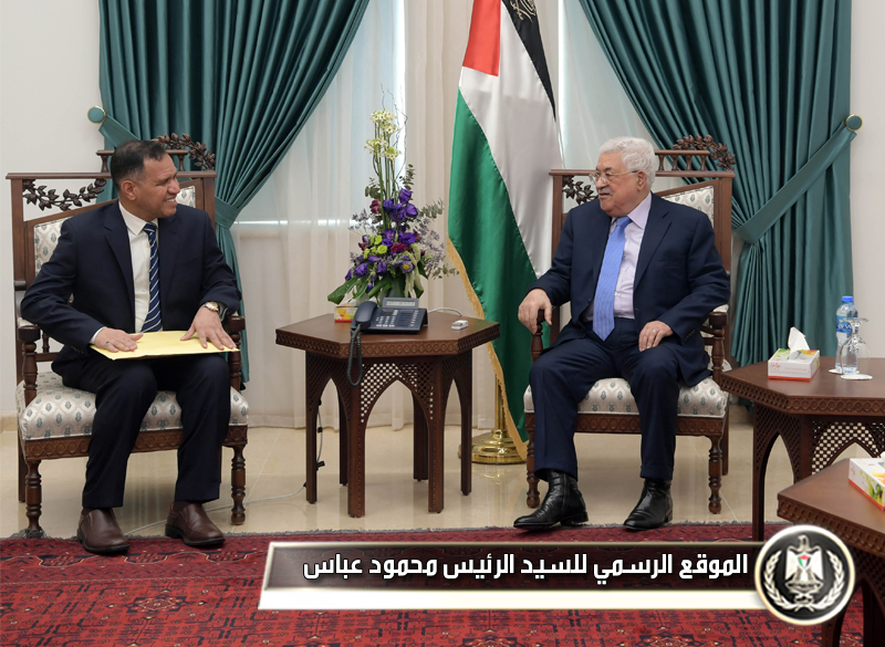 السيد الرئيس يستقبل مبعوث سلطان 
عُمان