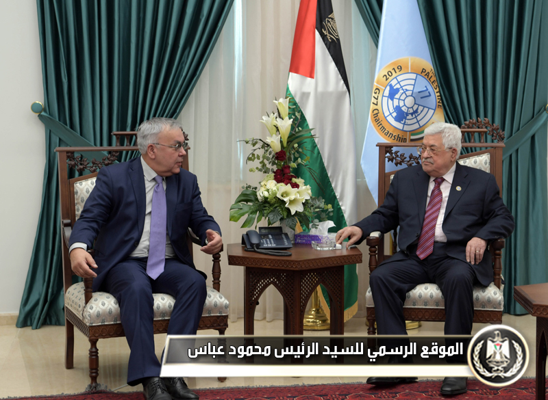 الرئيس 
يطلع مسؤولين روسيين على مستجدات الأوضاع والتطورات 
السياسية
