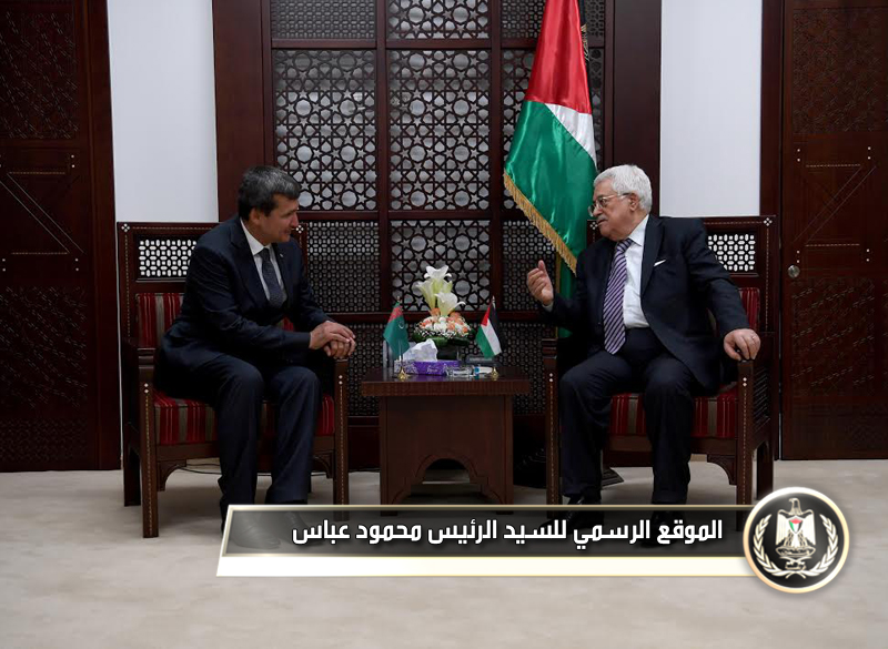 استقبل رئيس دولة فلسطين 
محمود عباس، اليوم الاثنين، بمقر الرئاسة في مدينة رام الله، نائب رئيس 
الوزراء،