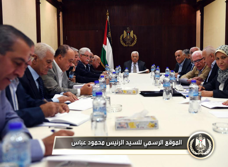 السيد الرئيس خلال اجتماع اللجنة المركزية 
لحركة فتح