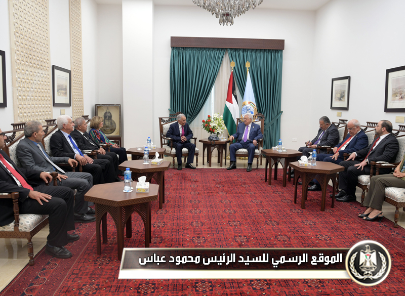 الرئيس عباس يؤكد دعم استقلالية 
القضاء ومنع تدخل أي جهة كانت بعمله