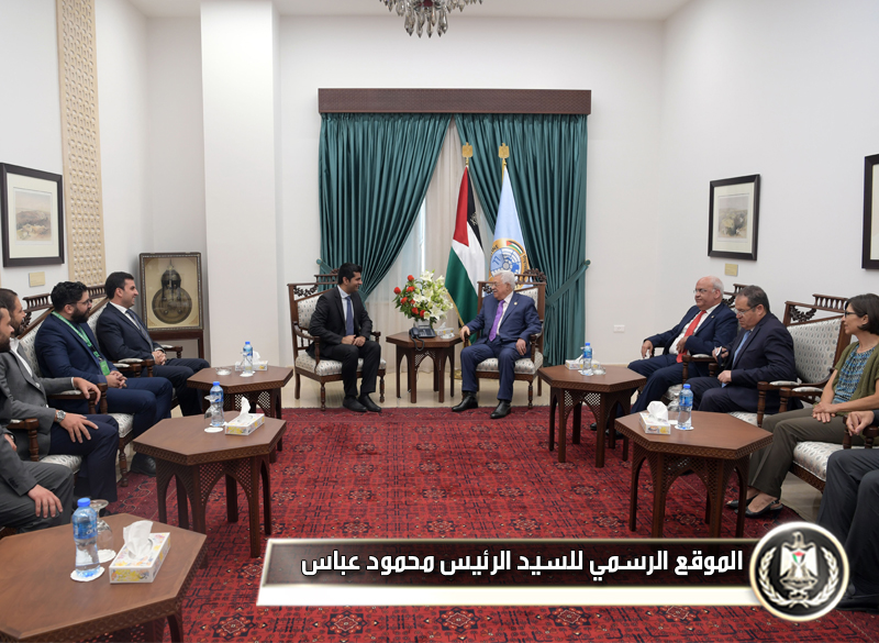 الرئيس عباس يستقبل مؤسس شركة 
كريم