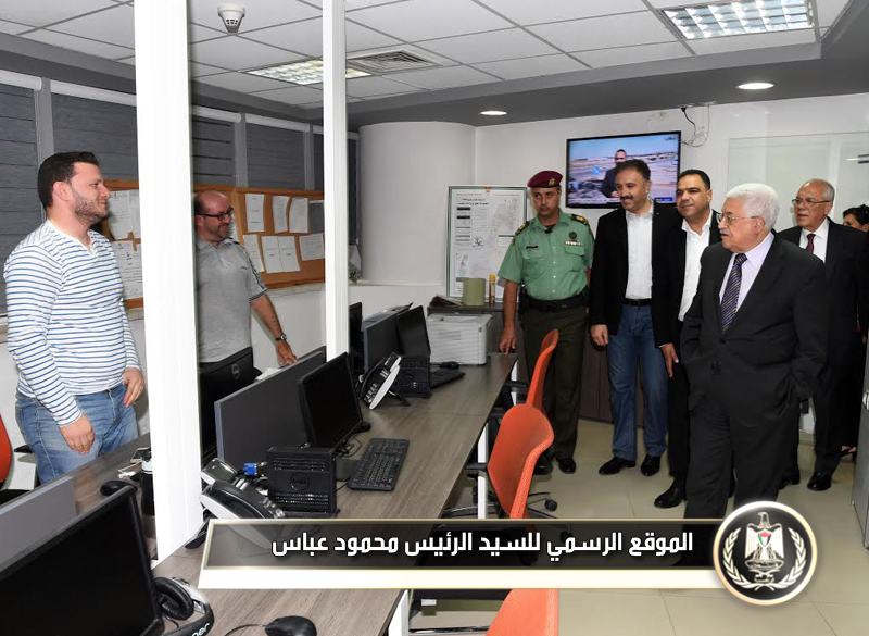 السيد الرئيس خلال تفقده مقر الهيئة 
العامة للإذاعة والتلفزيون.