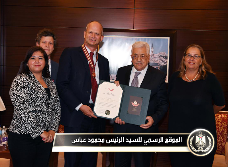 جاء ذلك 
خلال استقبال سيادته، ظهر اليوم الثلاثاء، بمقر الرئاسة في مدينة رام الله، لممثل 
مملكة النرويج، الذي جاء مودعا، لمناسبة انتهاء مهام عمله في فلسطين